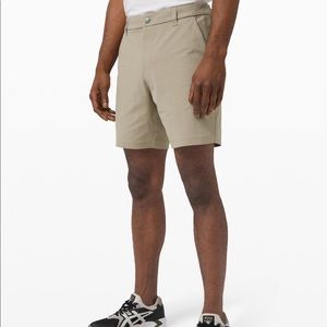NWT Men’s Lululemon Commission Short Classic 7”